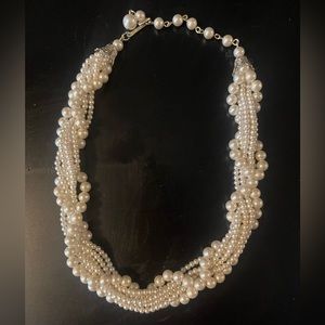 Vintage faux Pearl necklace